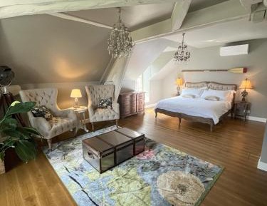 Deluxe Junior Suite