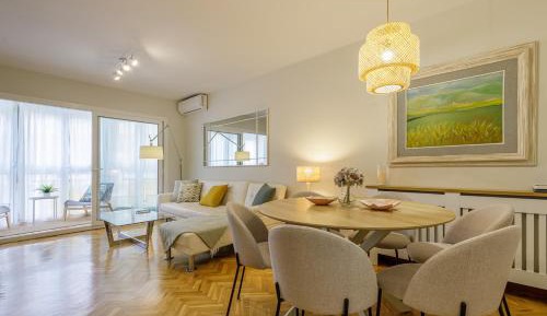 Apartment with Balcony