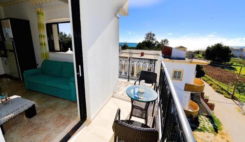 Apartment with Large Balcony -  Panoramic Sea, Garden and Mountain View