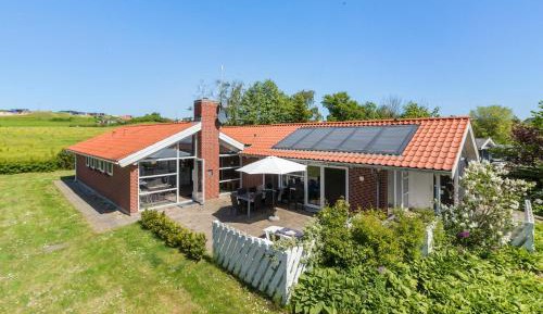 Four-Bedroom Holiday Home