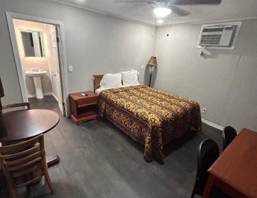 Single Room with Bathroom