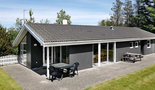 Four-Bedroom Holiday Home