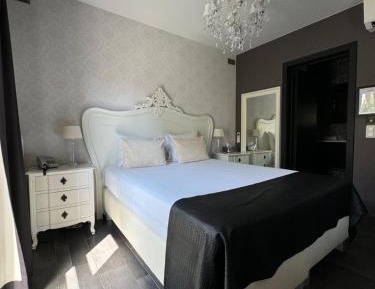 Double Room with Shower