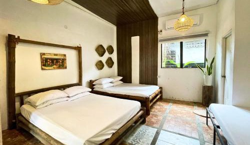 Deluxe Family Room