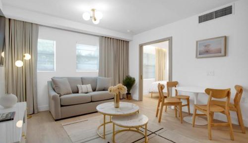 One-Bedroom Suite