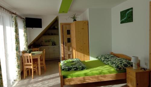 Quadruple Room with Private Bathroom