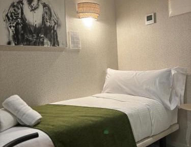 Single Room - Disability Access