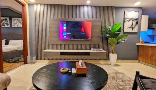 One-Bedroom Apartment with Balcony