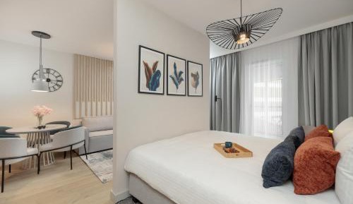 Studio Apartment with Balcony