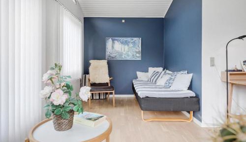 Three-Bedroom Holiday Home 