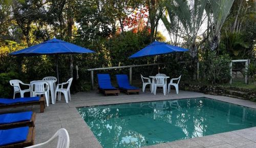 Queen Suite with Pool View