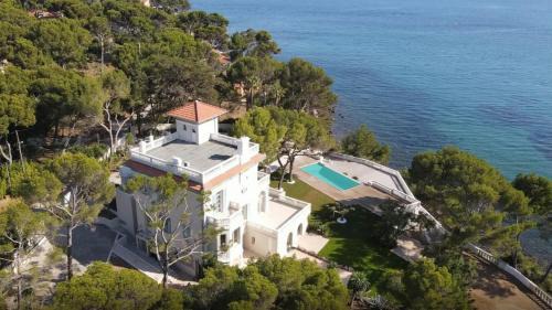 Villa with Sea View