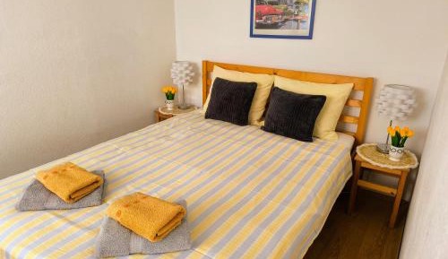 2-Bedroom Apartment with terrace