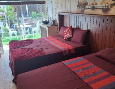 Deluxe Double Room with Side Sea View