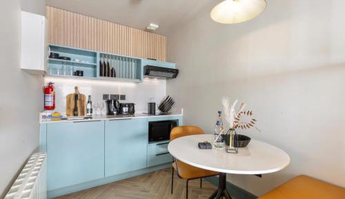 Studio Apartment