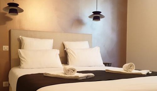 Suite (4 People)
