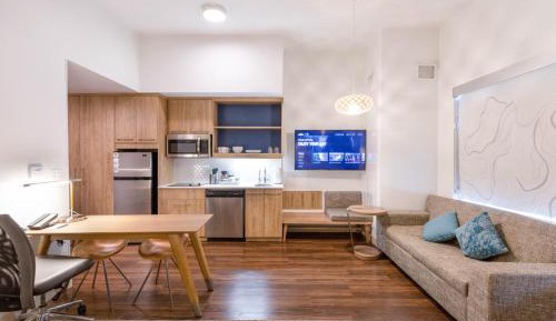King Studio with Sofa Bed