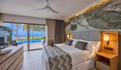 Swim Up Suite - Elite Club