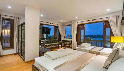 Deluxe Family Room with Balcony and River View