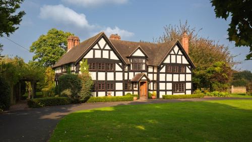 Six-Bedroom House