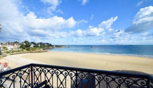 Two-Bedroom Apartment with Sea View