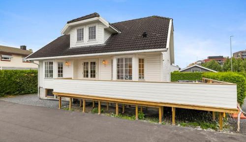 Four-Bedroom Villa
