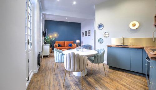 Apartment with City View