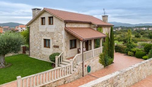 Three-Bedroom Townhouse