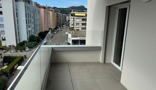 One-Bedroom Premier Apartment