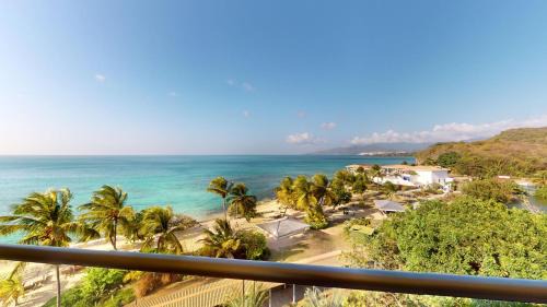 Luxury Presidential Ocean View One bedroom Suite Diamond Club