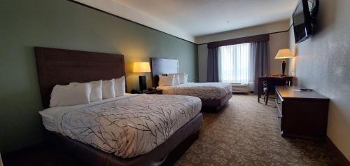 Queen Room with Two Queen Beds