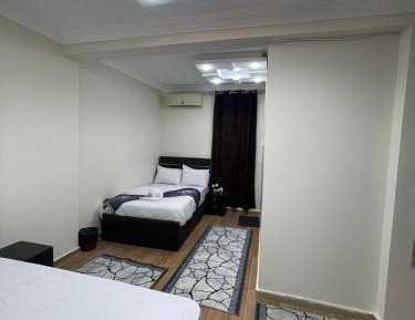 Twin Room with Private Bathroom