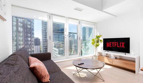 Apartment with City View