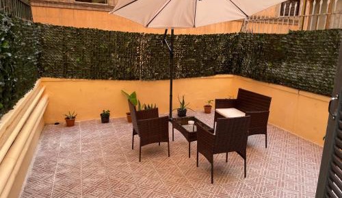 Single Room with Private External Bathroom