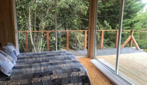 Deluxe Two-Bedroom Apartment with Garden View