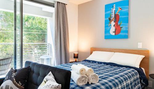 Studio Apartment