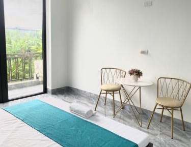 King Room with Balcony