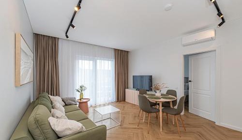 One-Bedroom Apartment with Balcony