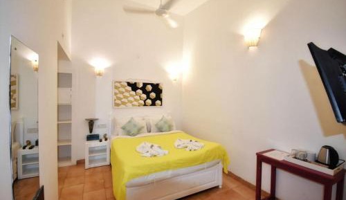 Standard King Room