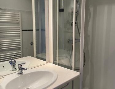 Double Room with Street View