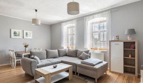 Superior One-Bedroom Apartment