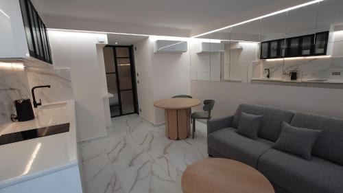 One-Bedroom Apartment with Terrace