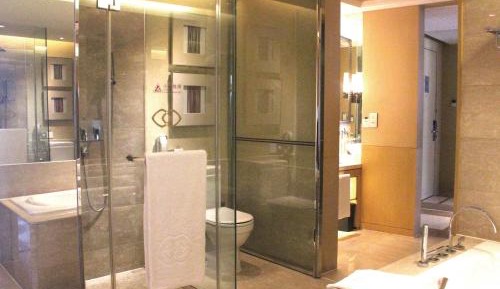 Luxury King Room with Lake View