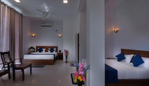 Suite with Pool View