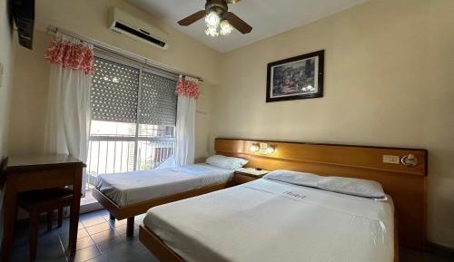 Basic Triple Room