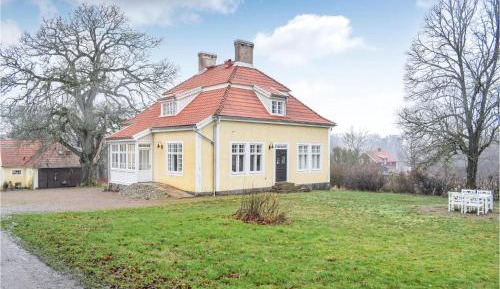 Four-Bedroom Holiday Home