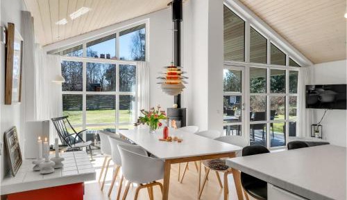 Four-Bedroom Holiday Home