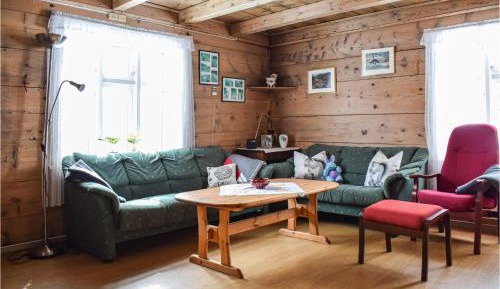 Four-Bedroom Holiday Home