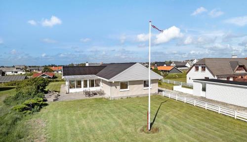 Four-Bedroom Holiday Home