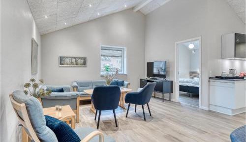 Four-Bedroom Holiday Home